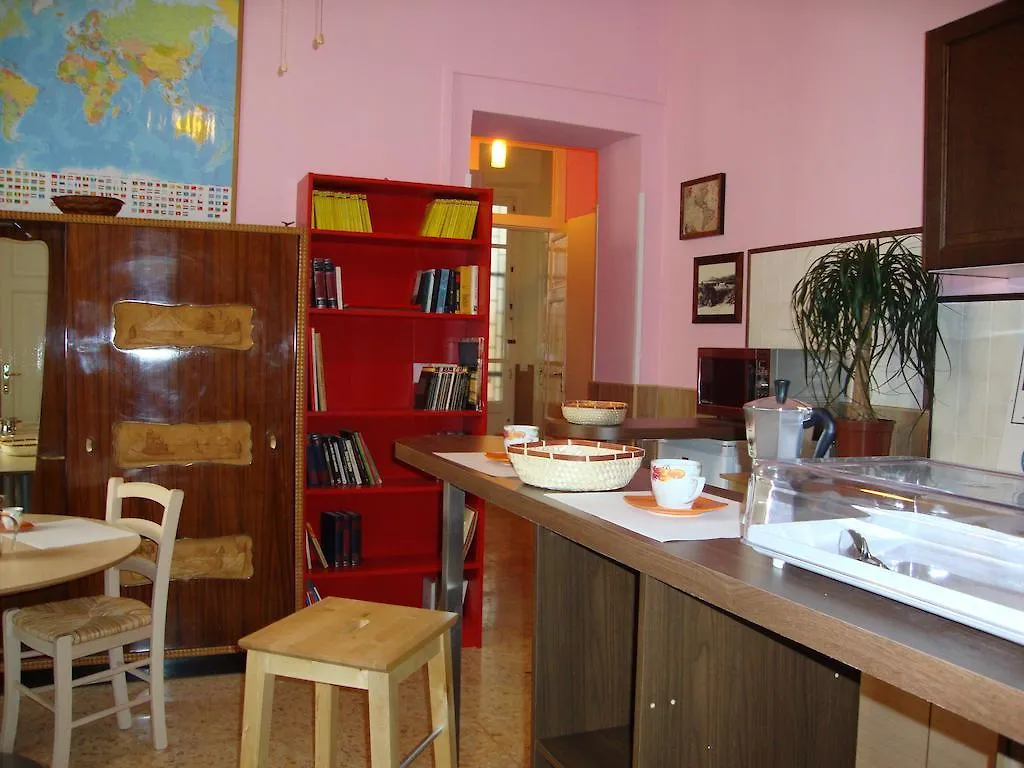 Bed & Breakfast La Maison Des Livres Reggio Calabria