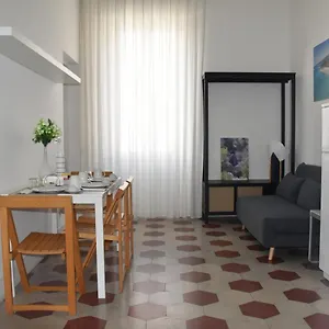 Rhegion 3*, Reggio Calabria Italia